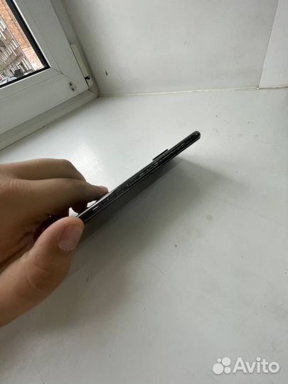 iPhone X, 64 ГБ