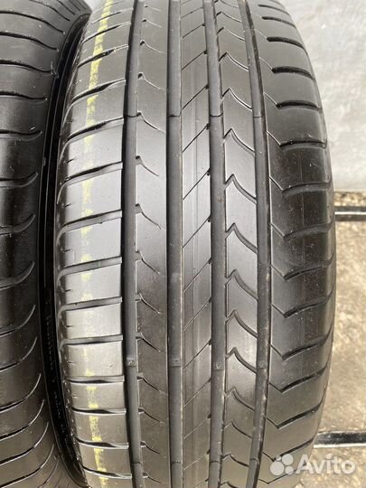 Goodyear EfficientGrip 205/60 R16