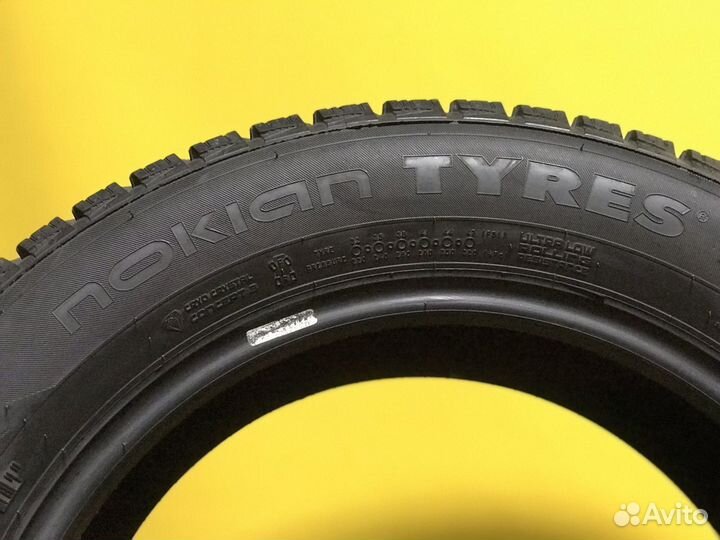 Nokian Tyres Hakkapeliitta R3 205/60 R16