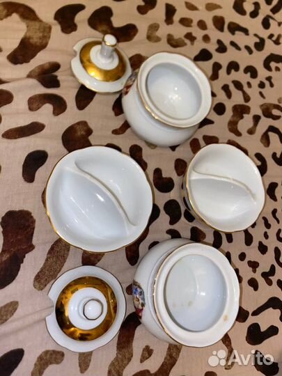 Сервиз чайно-столовый Мадонна Thun золочение