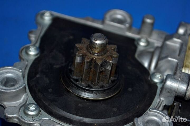 Моторчик стеклоподъёмника, правый scania 4-series