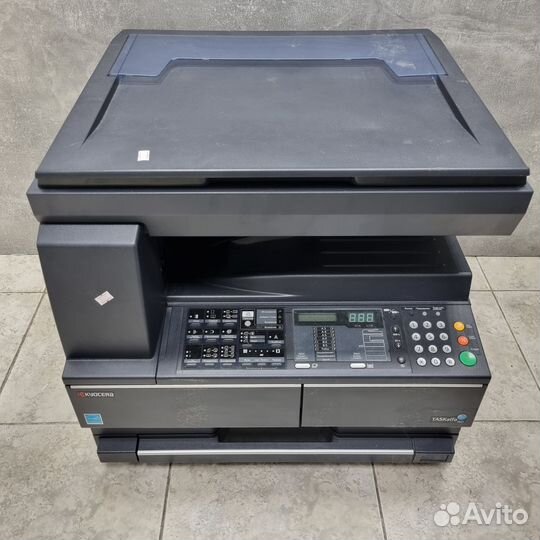 Копир Kyocera taskalfa 180 A3