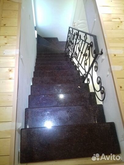 Лестница в дом на каркасе