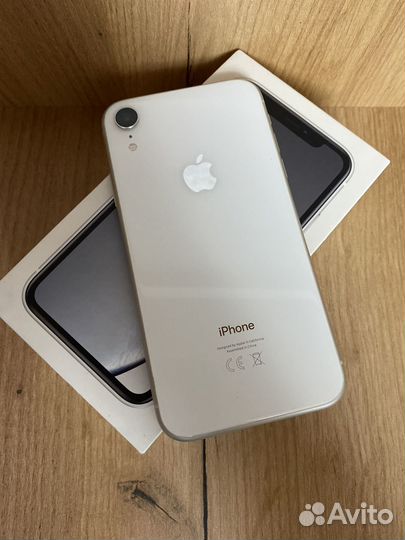 iPhone Xr, 64 ГБ