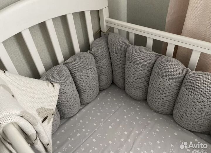 Бортики в детскую кроватку loom knits