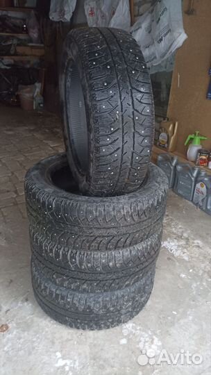 Bridgestone Ice Cruiser 7000S 205/55 R16 91T