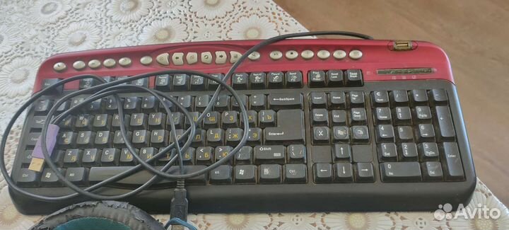 Продаю монитор