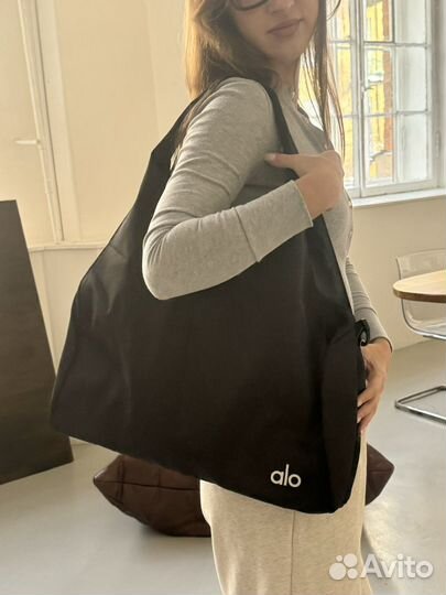 Спортивная сумка Alo Yoga новая