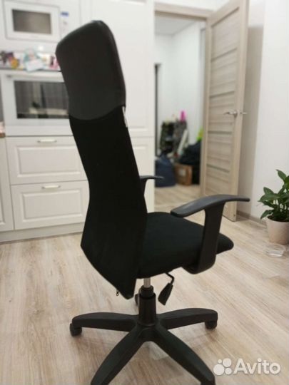 Компьютерное кресло