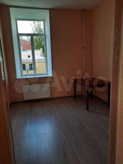 Комната 24 м² в 3-к., 2/2 эт.