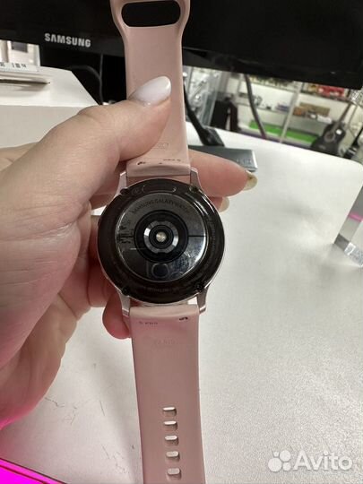 Смарт часы Samsung Galaxy Watch Active 2