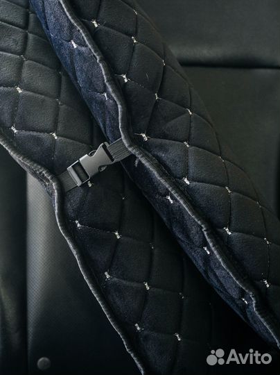 Подушка накладка на ремень безопасности в машину