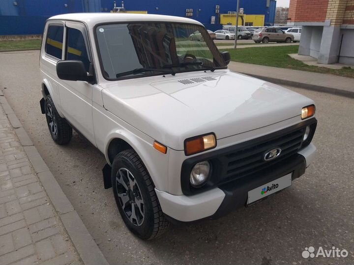 LADA 4x4 (Нива) 1.7 МТ, 2019, 28 000 км