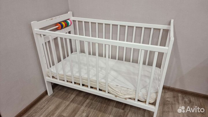 Кроватка детская