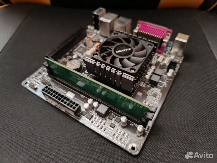 Материнская плата gigabyte GA-E6010N