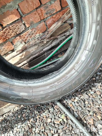 Goodyear EfficientGrip 20.5/60 R16