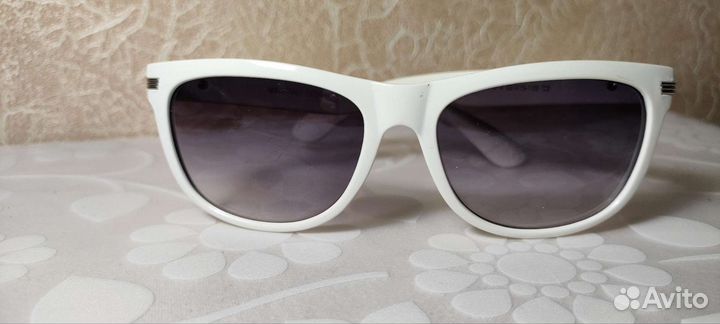 Солнцезащитные женские очки