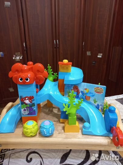 Конструктор Mega Bloks (игровой центр)