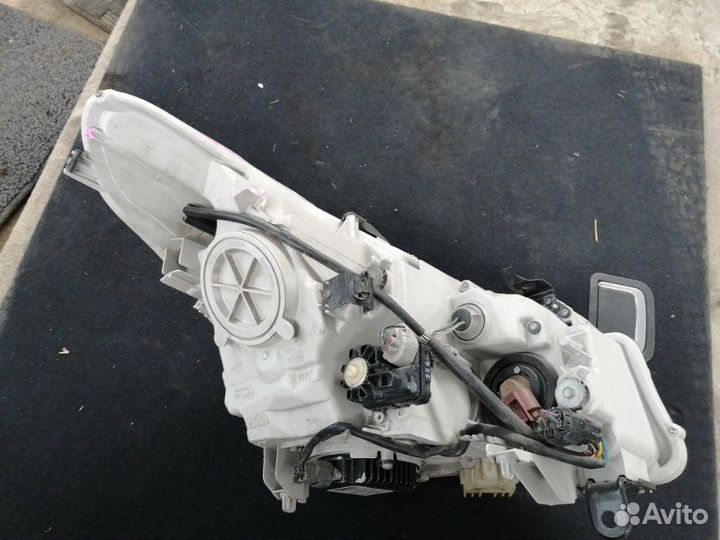 Фара передняя левая Infiniti G35 V36