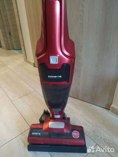 Вертикальный пылесос polaris