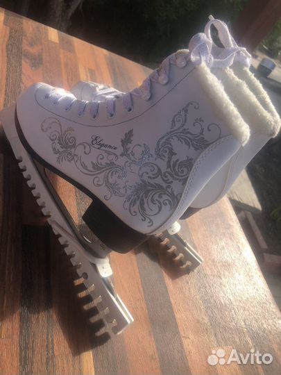 Коньки фигурные