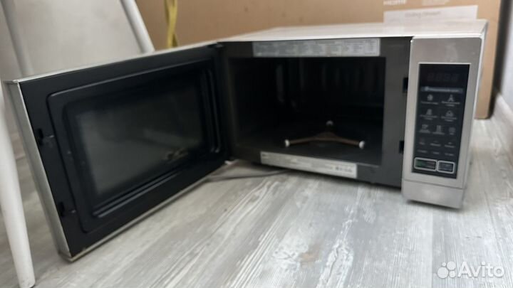 Микроволновая печь lg