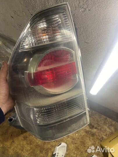 Фара задняя левая Митсубиси Паджеро