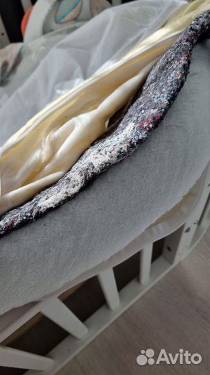 Матрас в овальную кроватку