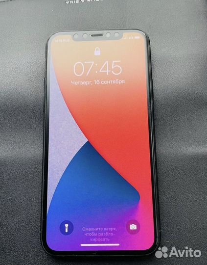 iPhone 11 Pro, 64 ГБ