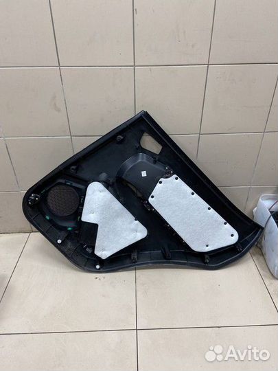 Дверная карта задняя левая рест Geely Emgrand X7