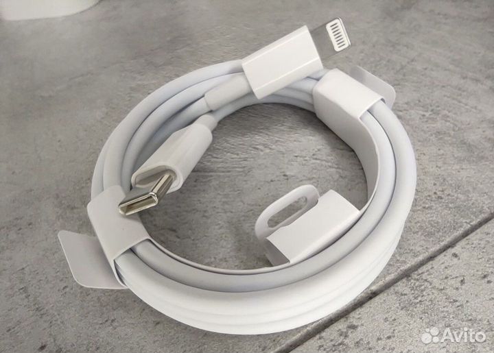 Зарядное устройство на iPhone 20w