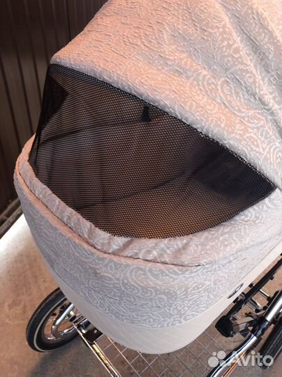 Коляска Roan Emma Chrome 2в1