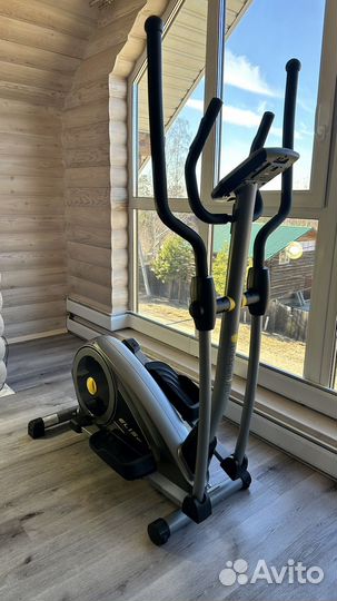 Эллиптический тренажер