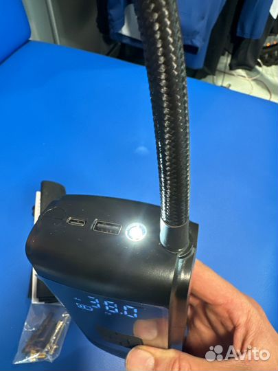 Компрессор для накачки шин аккумулятор