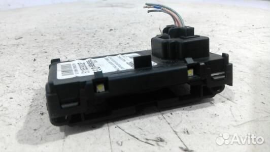 Картоприемник renault megane 2 (68R19QK01)