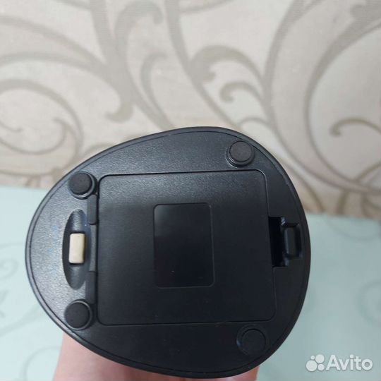 Сенсорный дозатор для жидкого мыла