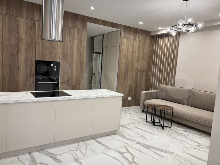 2-к. квартира, 50 м², 3/3 эт.