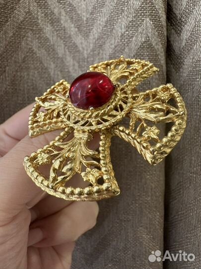 Винтажная брошь от ART
