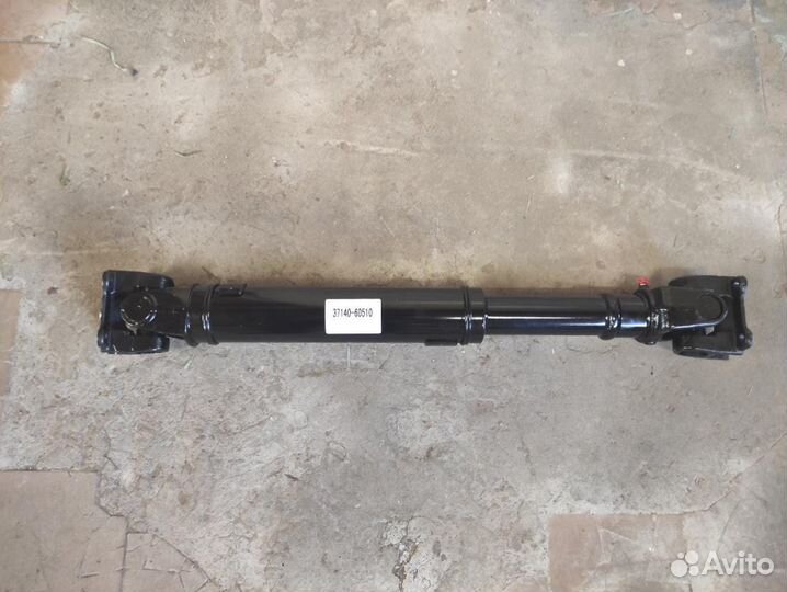 Карданный вал передний Toyota Land Cruiser 100