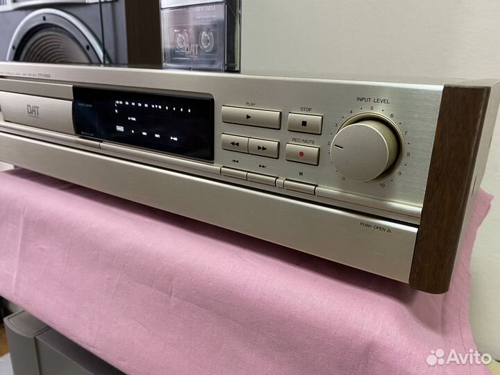 DAT Кассетная Дэка Denon DTR-2000 Made In Japan