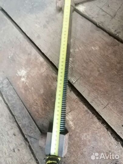 Винт от тисков