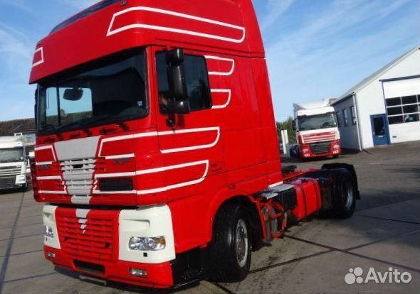 В разборке грузовик DAF,XF 95 2002-2005