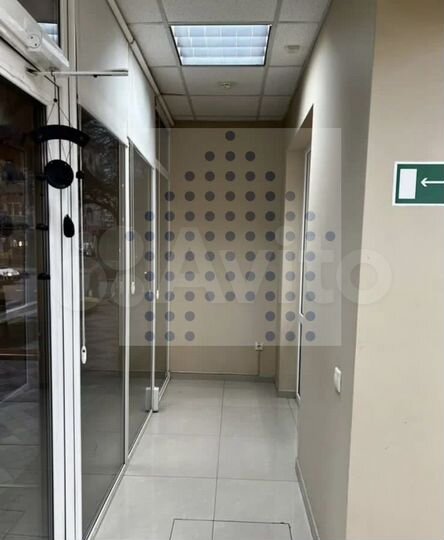 Коммерция 40 кв. м., трафик