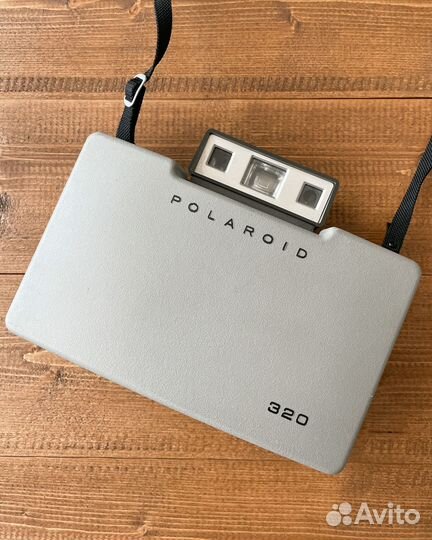 Polaroid 320 Land Camera