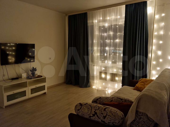 2-к. квартира, 55 м², 9/10 эт.