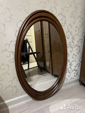 Зеркало овальное настенное