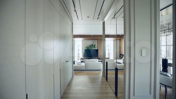 3-к. апартаменты, 230 м², 5/7 эт.