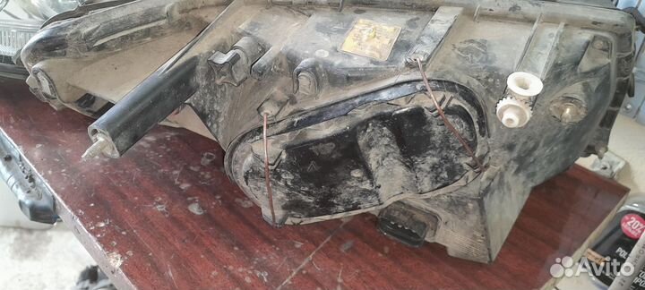 Фары на УАЗ Патриот