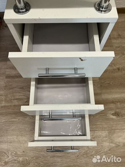 Маникюрный стол складной бу