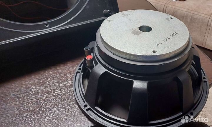 Сабвуфер electro voice sb-120